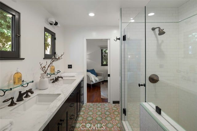 Guest house upstairs bathroom