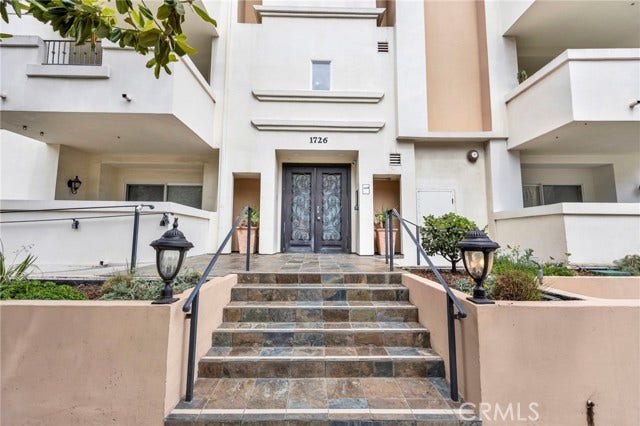 Property photo for 1726 S Bentley AVE, #403, Los Angeles, CA