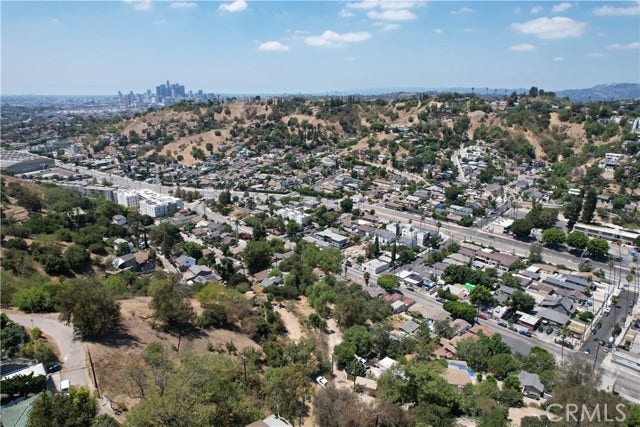 Property photo for 4466 kewanee ST, Los Angeles, CA