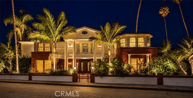 Property photo for 93 Giralda, Long Beach, CA