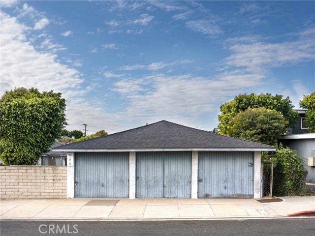 Property photo for 1417 Manhattan Beach, Manhattan Beach, CA