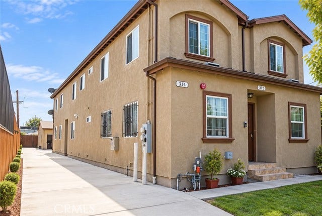 Property photo for 314 W 56th, Los Angeles, CA
