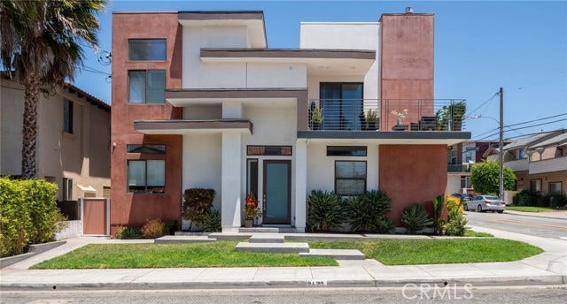 Property photo for 2623 Carnegie LN, Redondo Beach, CA