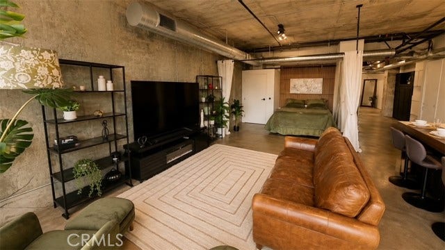 Property photo for 510 S Hewitt ST, #316, Los Angeles, CA