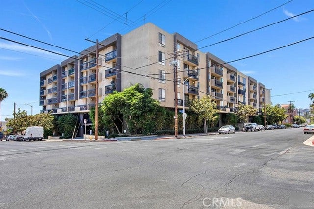 Property photo for 7320 Hawthorn AVE, #318, Los Angeles, CA