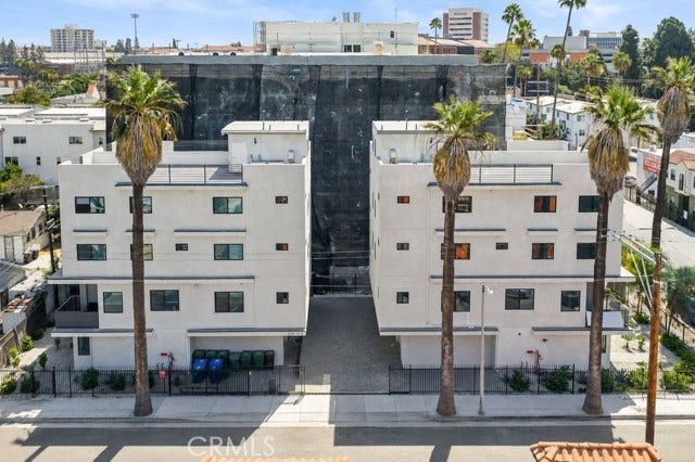 Property photo for 1171 W 36th PL, Los Angeles, CA