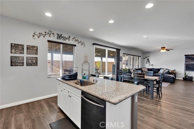 16022 Shawnee LN, Victorville, CA 92394