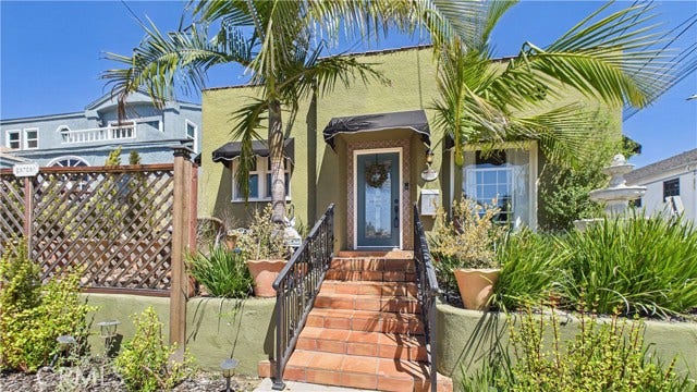Property photo for 4515 E Vermont, Long Beach, CA