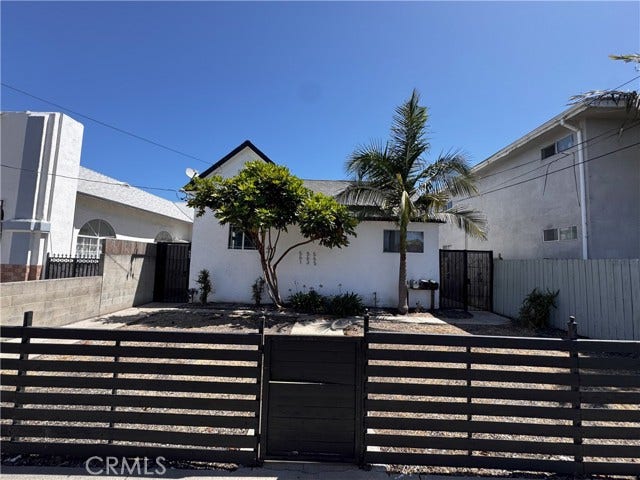 Property photo for 563 W 12th ST, San Pedro, CA