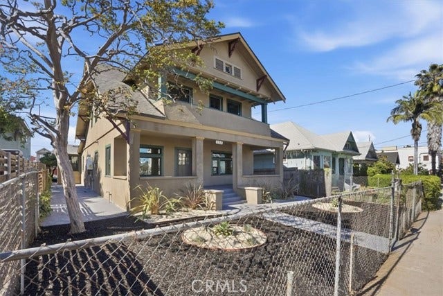 Property photo for 133 S Mathews, Los Angeles, CA