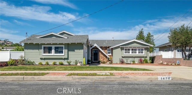 Property photo for 1670 W 7th, San Pedro, CA