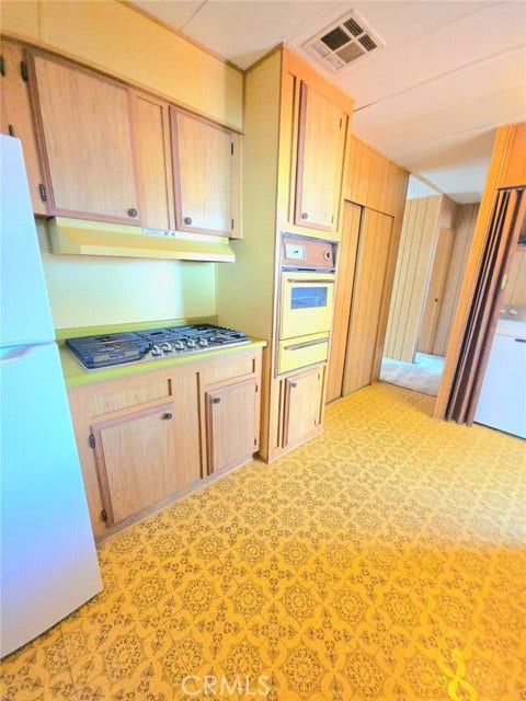 6130 Camino Real, #283, Riverside, CA 92509