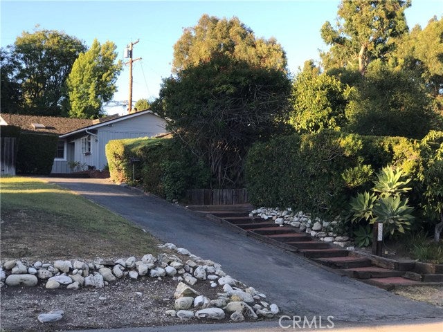 Property photo for 4025 Via Pavion, Palos Verdes Estates, CA
