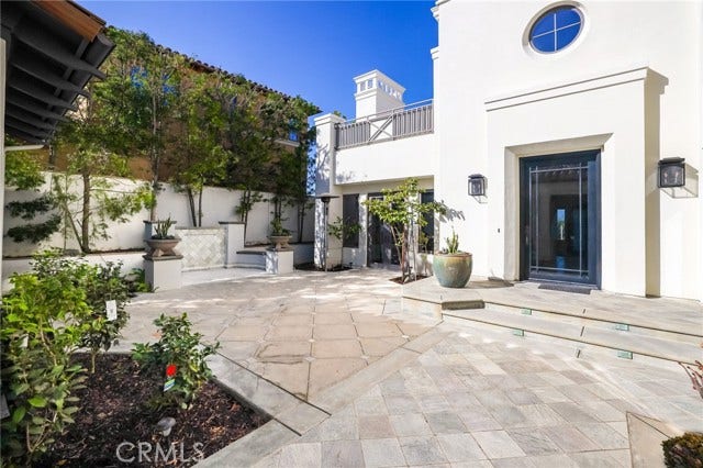 24 Via Diamante, Newport Coast, CA 92657
