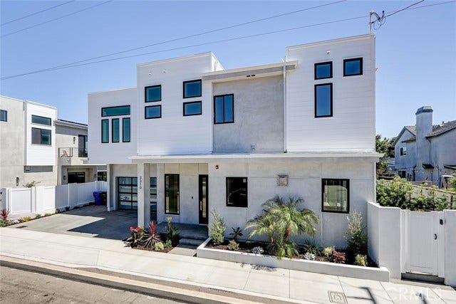 Property photo for 3310 Blossom LN, Redondo Beach, CA