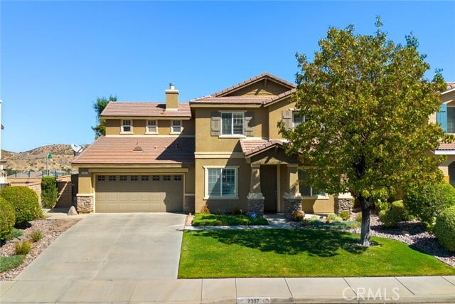 Property photo for 2307 Cornflower WAY, Palmdale, CA