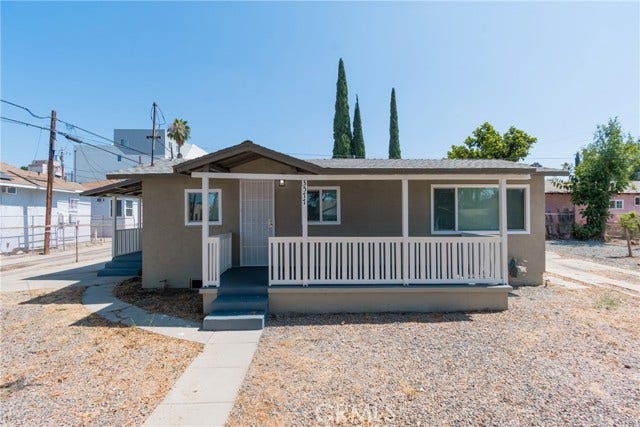 Property photo for 3577 Siskiyou, Los Angeles, CA