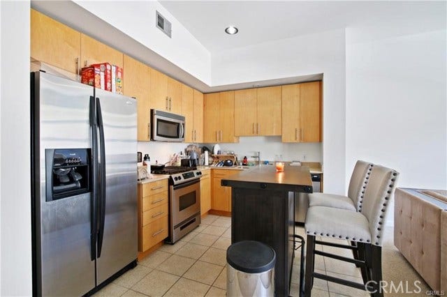 Property photo for 133 The Promenade, #304, Long Beach, CA