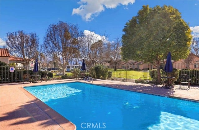 1060 Clubhouse, Hemet, CA 92545 1060 Clubhouse, Hemet, CA 92545