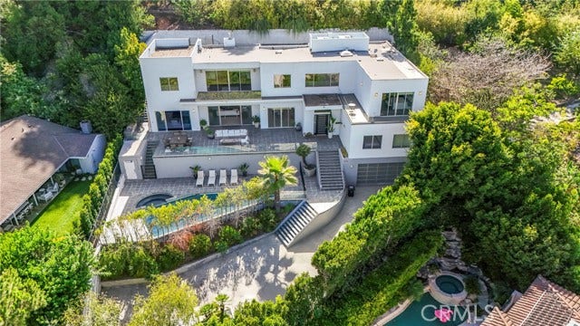 Property photo for 12148 Travis, Los Angeles, CA