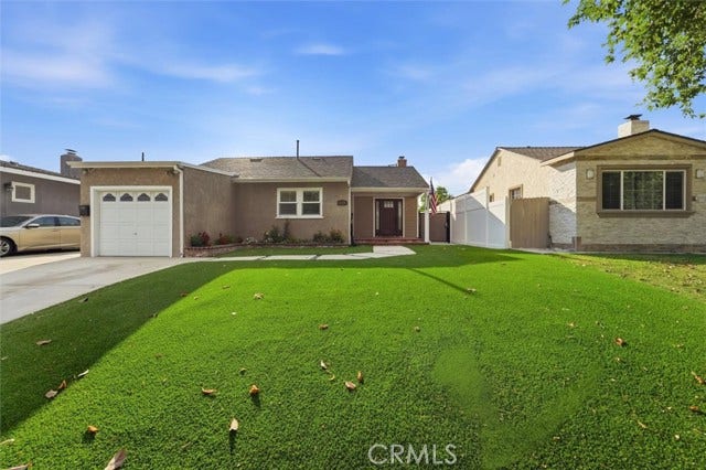Property photo for 3329 N Los Coyotes Diagonal, Long Beach, CA