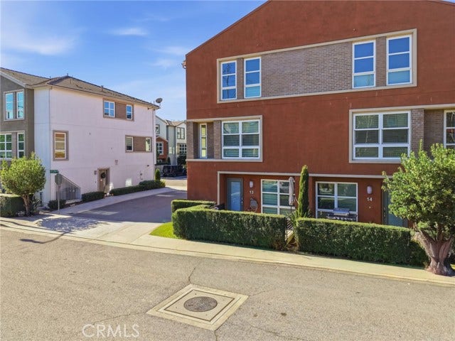 Property photo for 2700 E Chaucer, #13, Los Angeles, CA