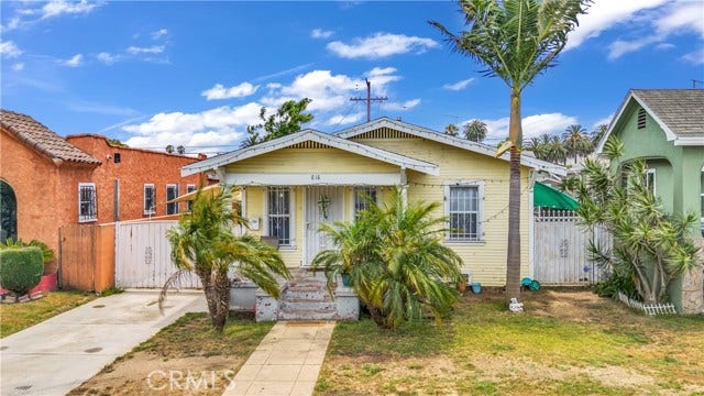 Property photo for 818 W 104th, Los Angeles, CA