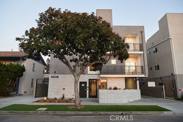 Property photo for 8836 Reading, Los Angeles, CA