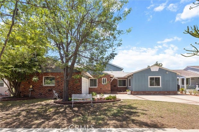 Property photo for 5841 Radford AVE, Los Angeles, CA