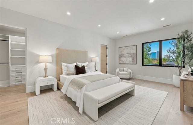76 Hillcrest LN, Newport Beach, CA 92660
