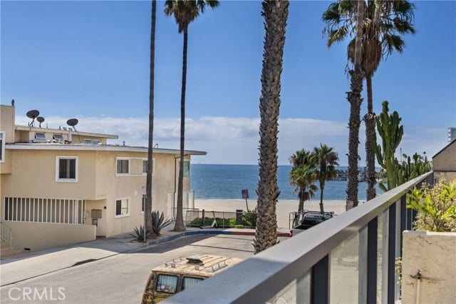 Property photo for 1 3rd PL, #2, Long Beach, CA