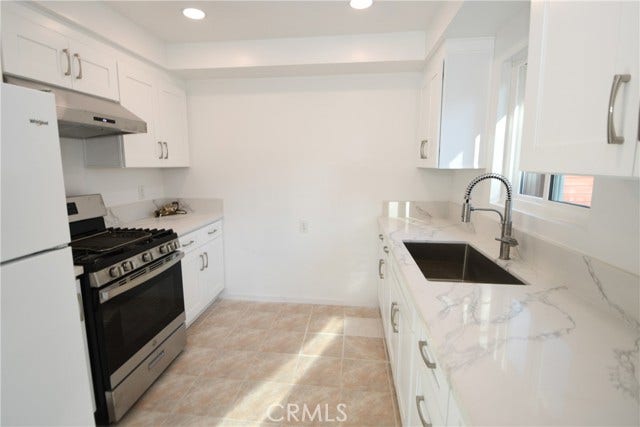 2706 Robinson ST, Redondo Beach, CA 90278
