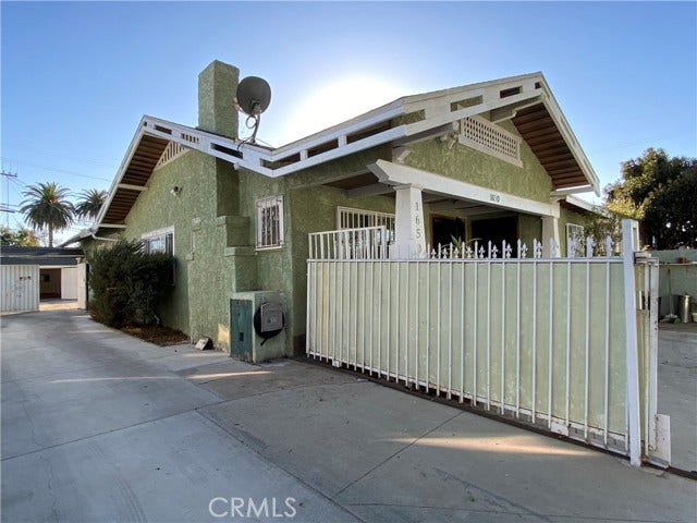 Property photo for 1650 W 39th PL, Los Angeles, CA