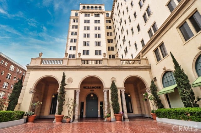 Property photo for 315 W 3rd ST, #1006, Long Beach, CA
