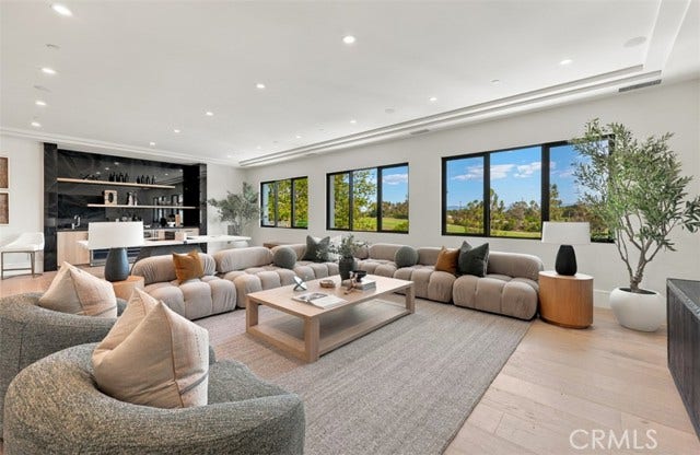 76 Hillcrest LN, Newport Beach, CA 92660