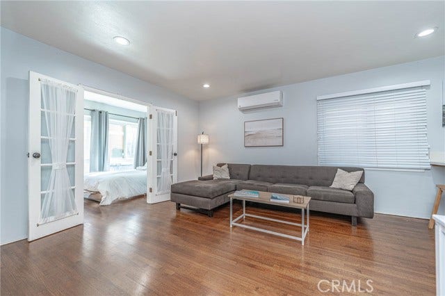 Property photo for 325 Cedar, Long Beach, CA