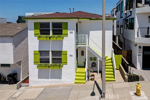 Property photo for 203 15th Street, Manhattan Beach, CA