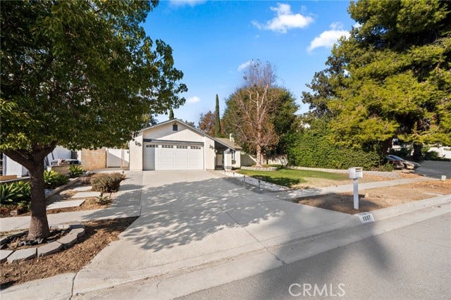 1557 Cambridge AVE, Redlands, CA 92374