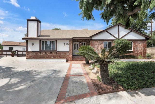 Property photo for 20540 Keswick, Los Angeles, CA