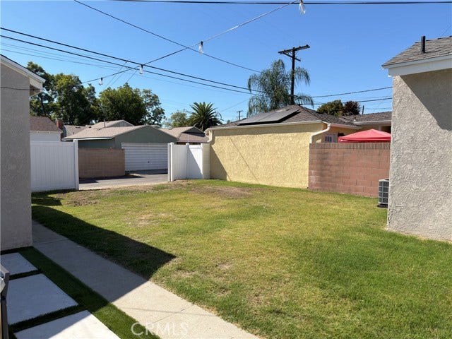 5150 E Brittain, Long Beach, CA 90808 5150 E Brittain, Long Beach, CA 90808