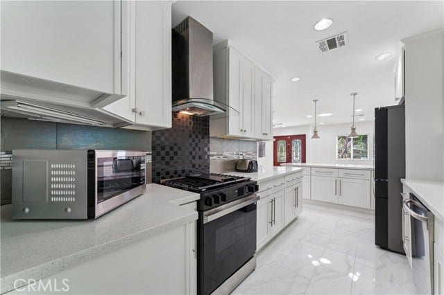 4719 Wortser, Sherman Oaks, CA 91423