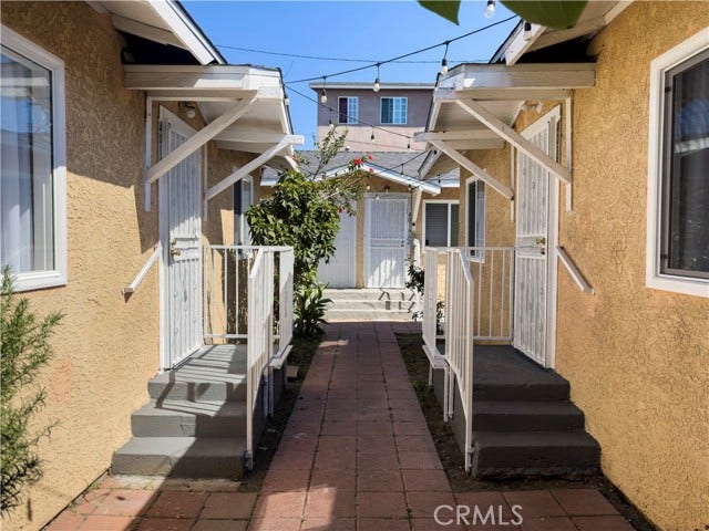 Property photo for 4014 Mckinley AVE, Los Angeles, CA