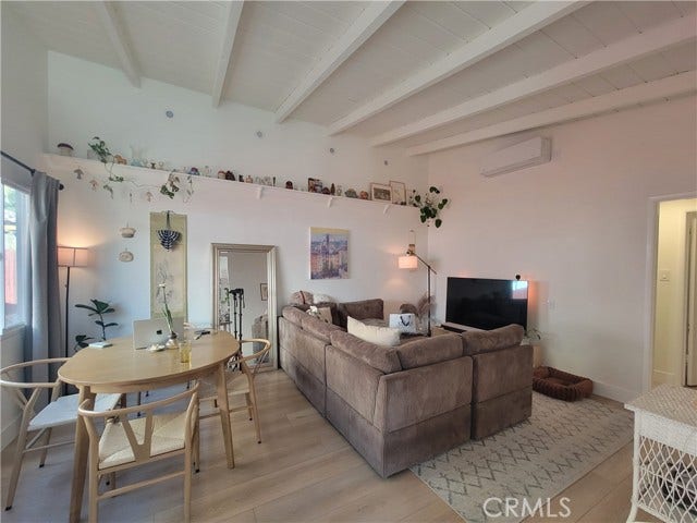 4232 Mclaughlin, Los Angeles, CA 90066 4232 Mclaughlin, Los Angeles, CA 90066