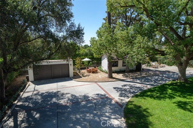 2098 Roosevelt, Altadena, CA 91001