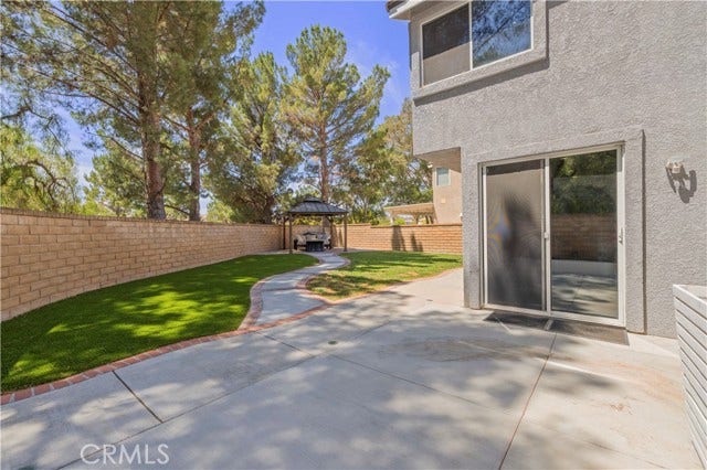 23800 Woodpark CT, Valencia, CA 91354
