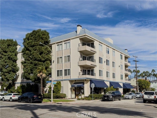 Property photo for 203 Savona Walk, #403, Long Beach, CA
