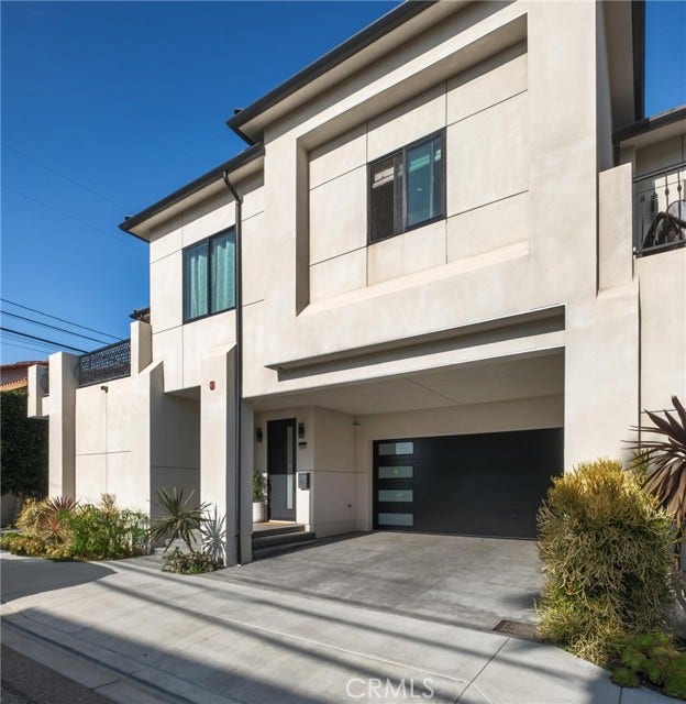 Property photo for 2204 Felton LN, Redondo Beach, CA
