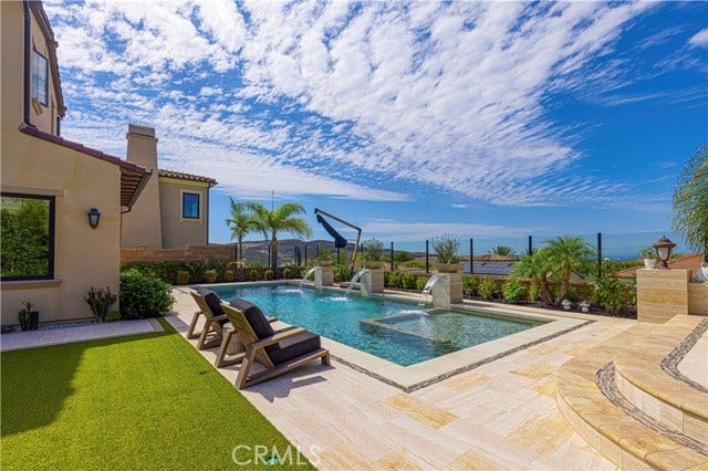 121 PANORAMA, Irvine, CA 92618