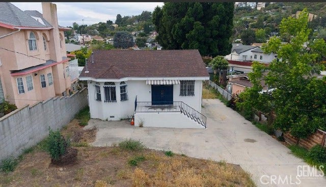 Property photo for 3391 Scarboro, Los Angeles, CA