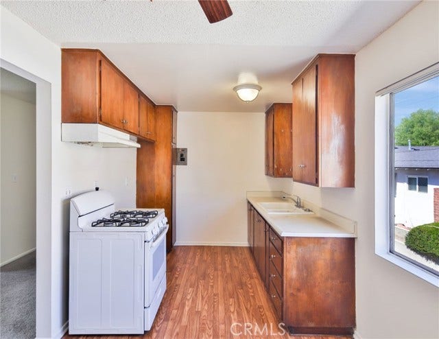 1817 E 2nd ST, Duarte, CA 91010